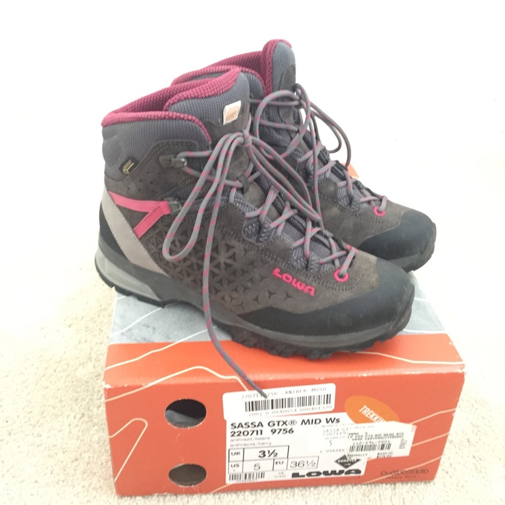 LOWA Hiking Boots, Sassa GTX